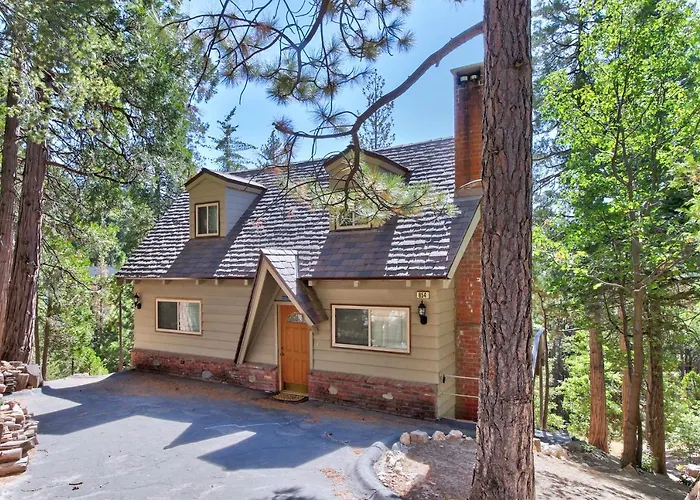 Dancing Bear Chalet